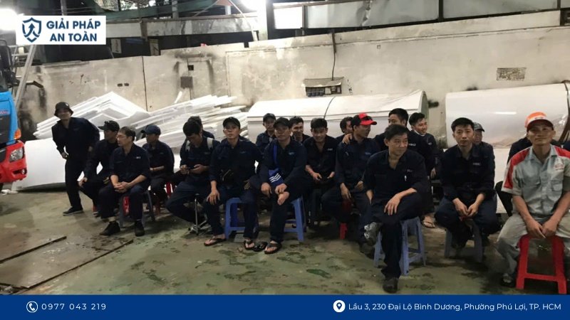 Buổi huấn luyện an toàn lao động cho người lao động có yêu cầu nghiêm ngặt